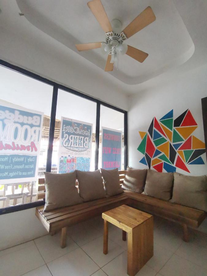 One Hostel - El Nido Esterno foto