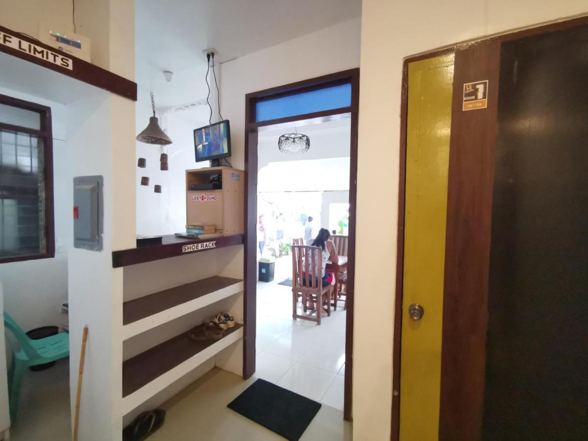 One Hostel - El Nido Esterno foto